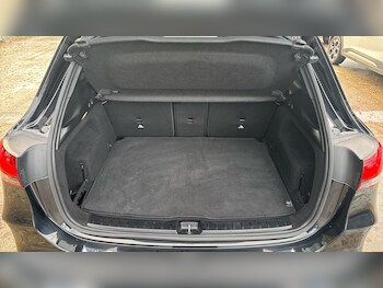 Used Mercedes-Benz GLA 2021 for sale - 77254078: Photo