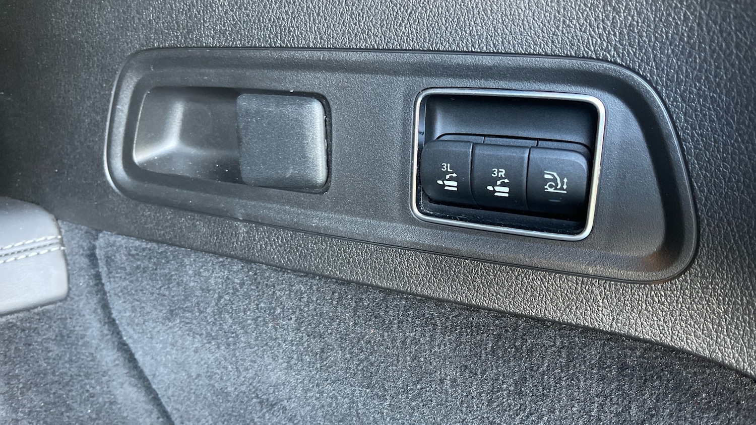 Used Mercedes-Benz GLS 2021 for sale - 76741044: Photo 28