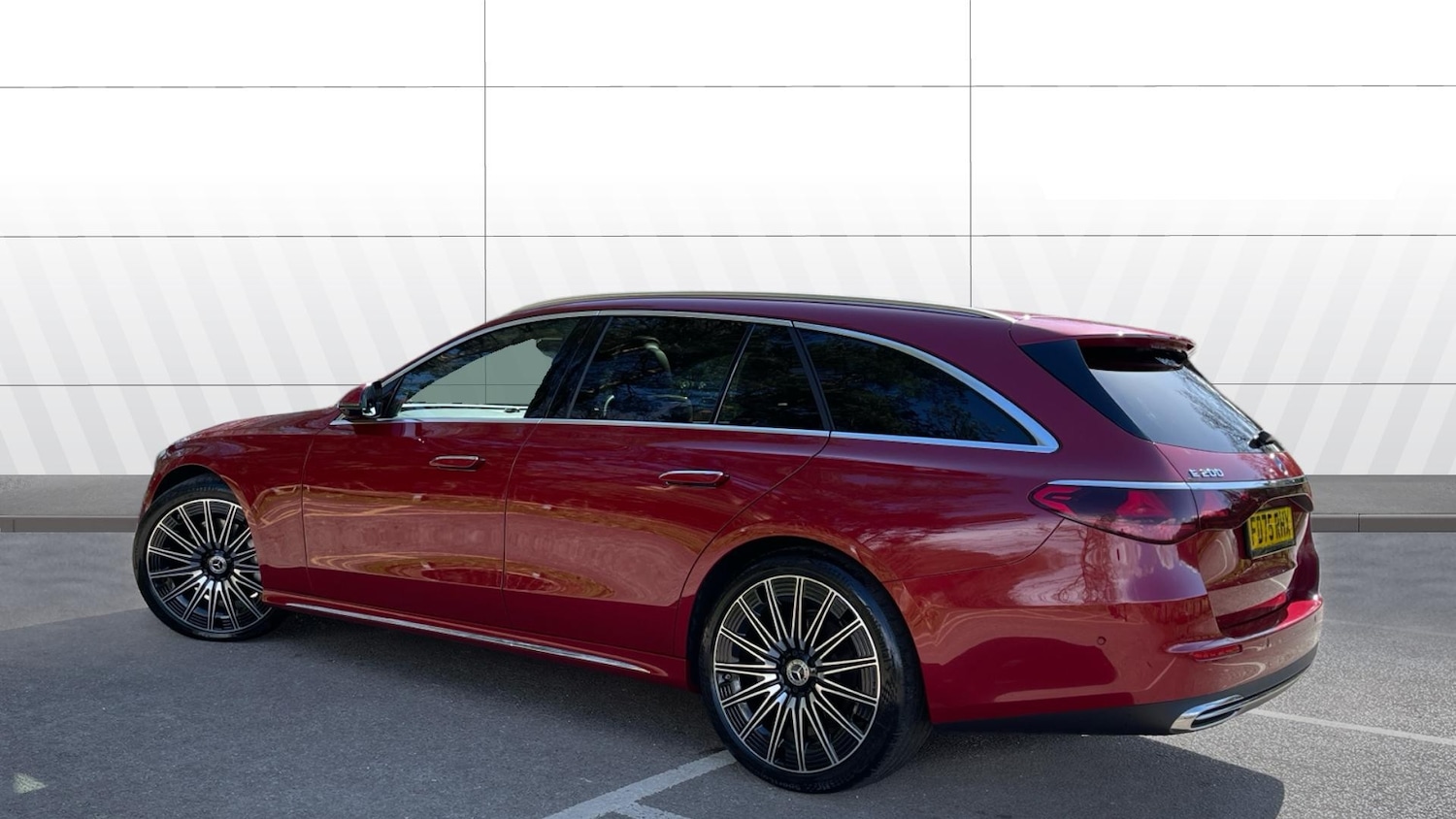 Used Mercedes-Benz E Class 2025 for sale - 78011546: Photo 2