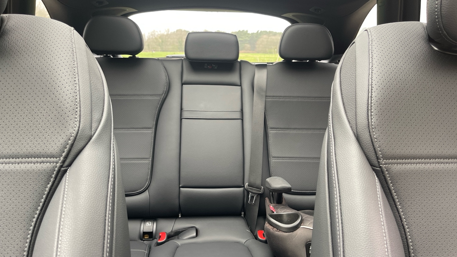 Used Mercedes-Benz GLC 2025 for sale - 77932543: Photo 15