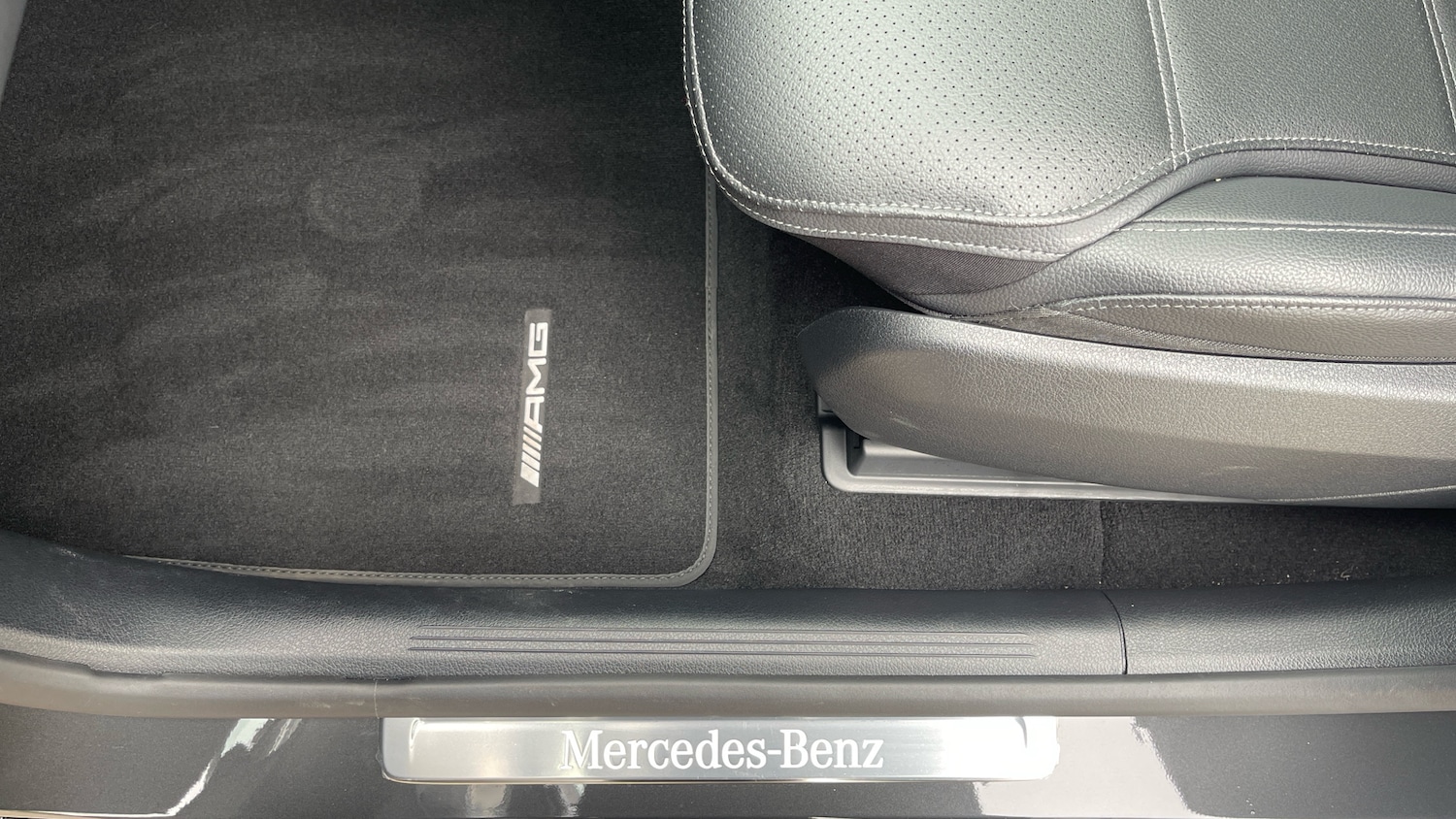 Used Mercedes-Benz GLC 2025 for sale - 77932543: Photo 32