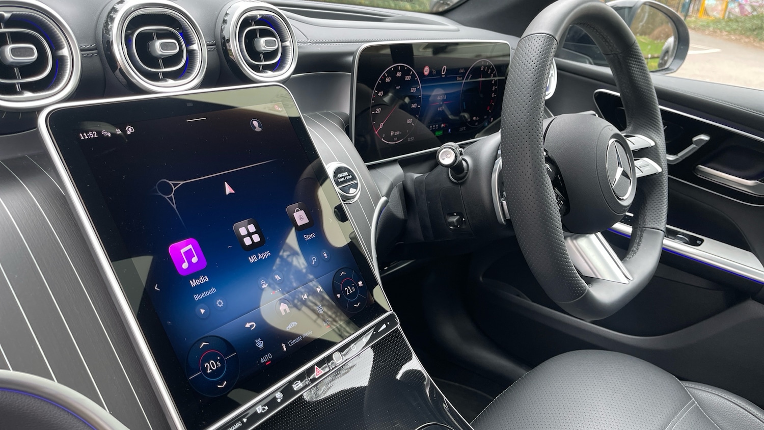 Used Mercedes-Benz GLC 2025 for sale - 77932543: Photo 9