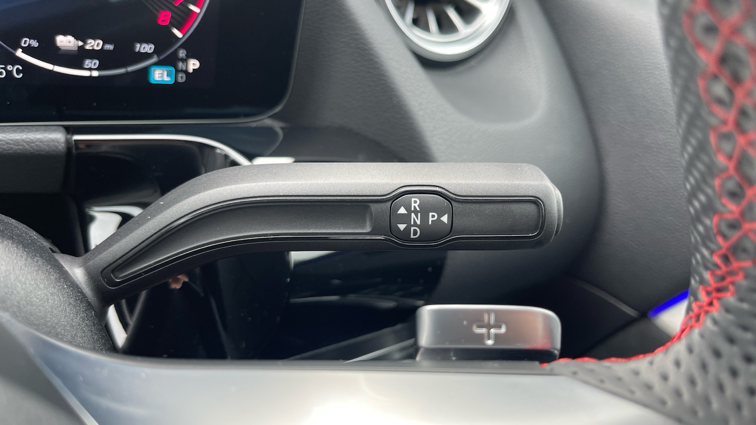 Used Mercedes-Benz GLA 2025 for sale - 77129423: Photo 40