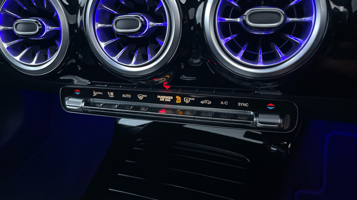 Used Mercedes-Benz CLA 2024 for sale - 76904842: Photo 39