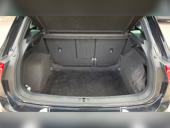 Used Volkswagen Tiguan 2021 for sale - 78223209: Photo