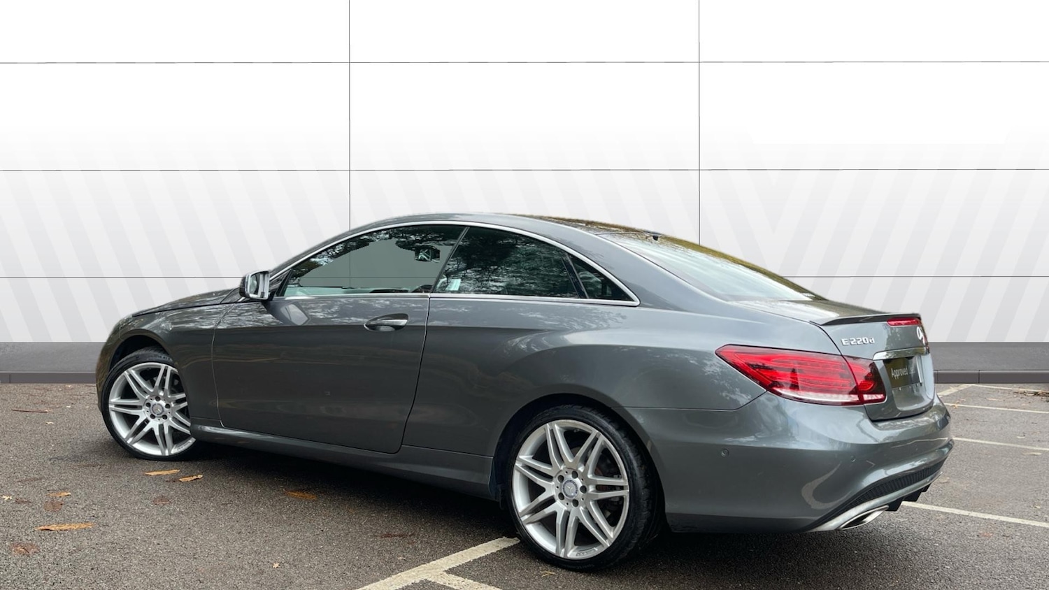 Used Mercedes-Benz E Class 2016 for sale - 76557293: Photo 2