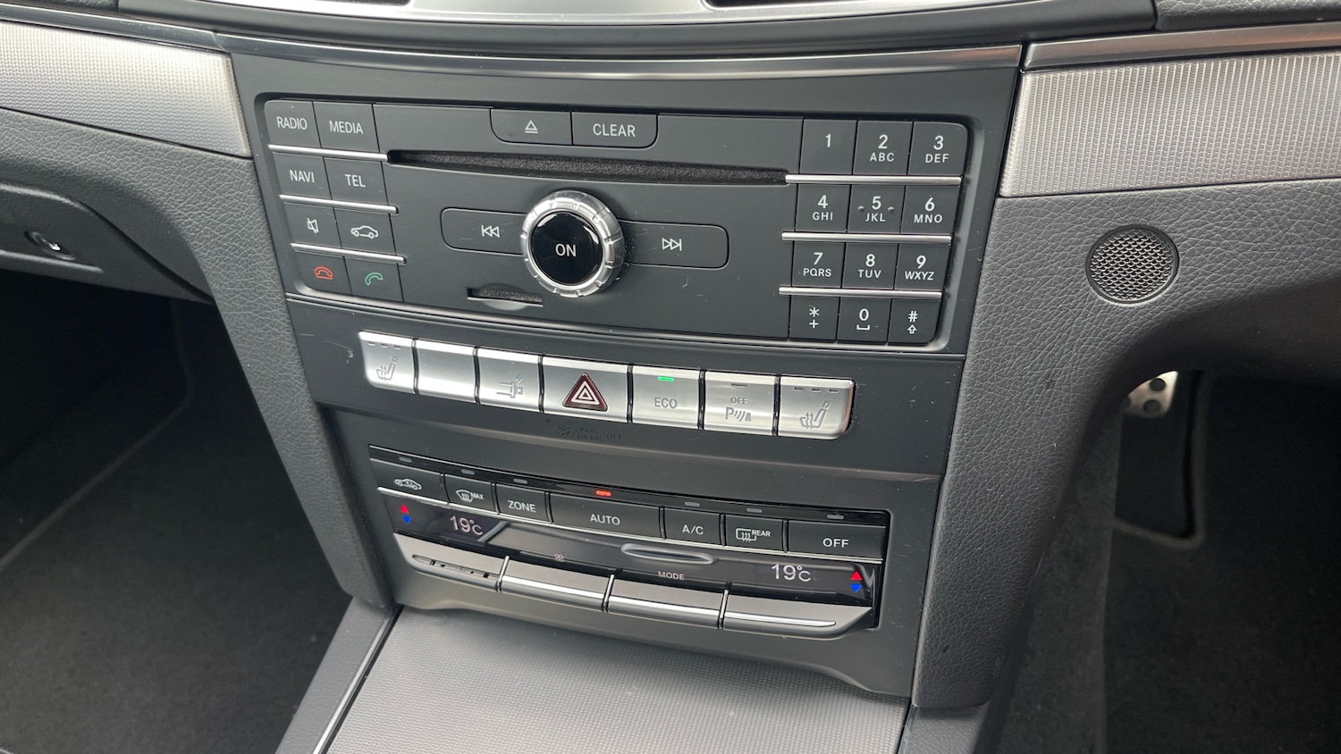 Used Mercedes-Benz E Class 2016 for sale - 76557293: Photo 38