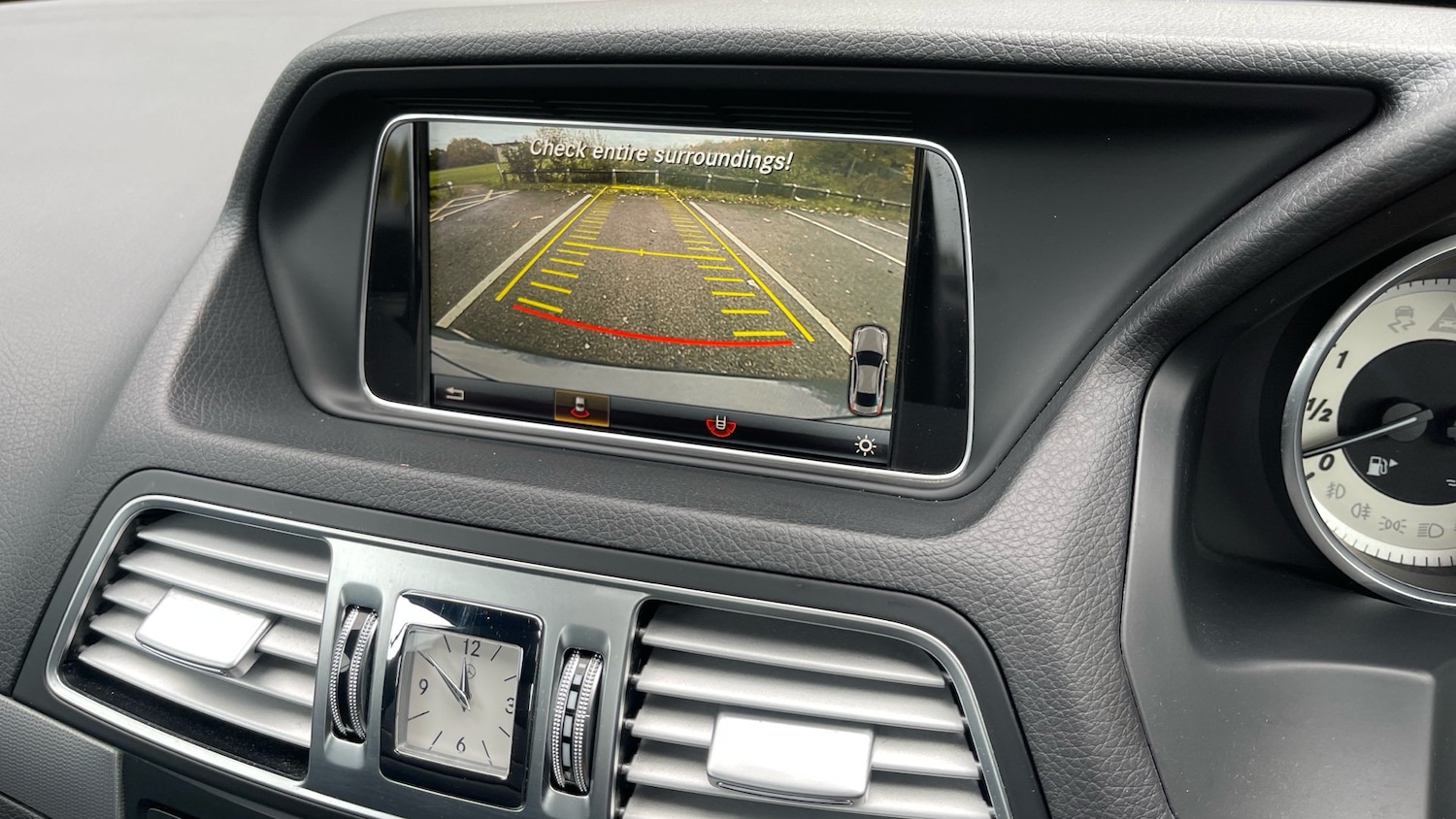 Used Mercedes-Benz E Class 2016 for sale - 76557293: Photo 45