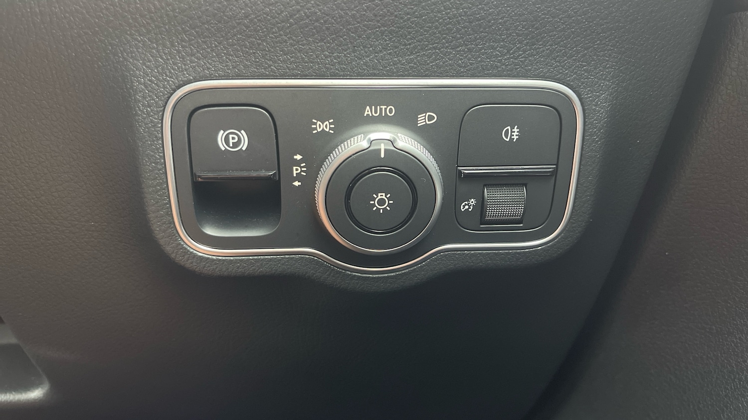 Used Mercedes-Benz EQA 2025 for sale - 77337504: Photo 37