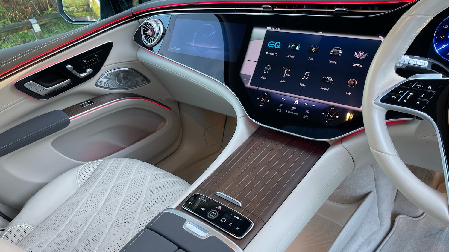 Used Mercedes-Benz EQS 2024 for sale - 76948192: Photo 14