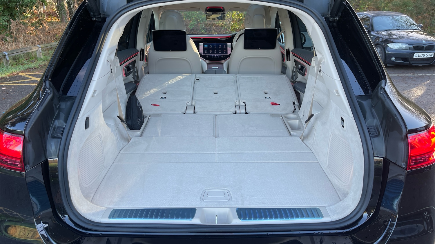 Used Mercedes-Benz EQS 2024 for sale - 76948192: Photo 29