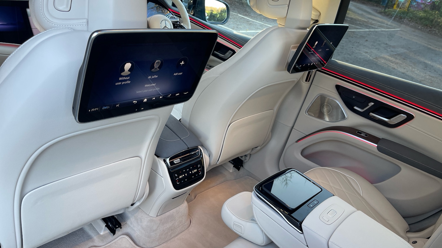 Used Mercedes-Benz EQS 2024 for sale - 76948192: Photo 32