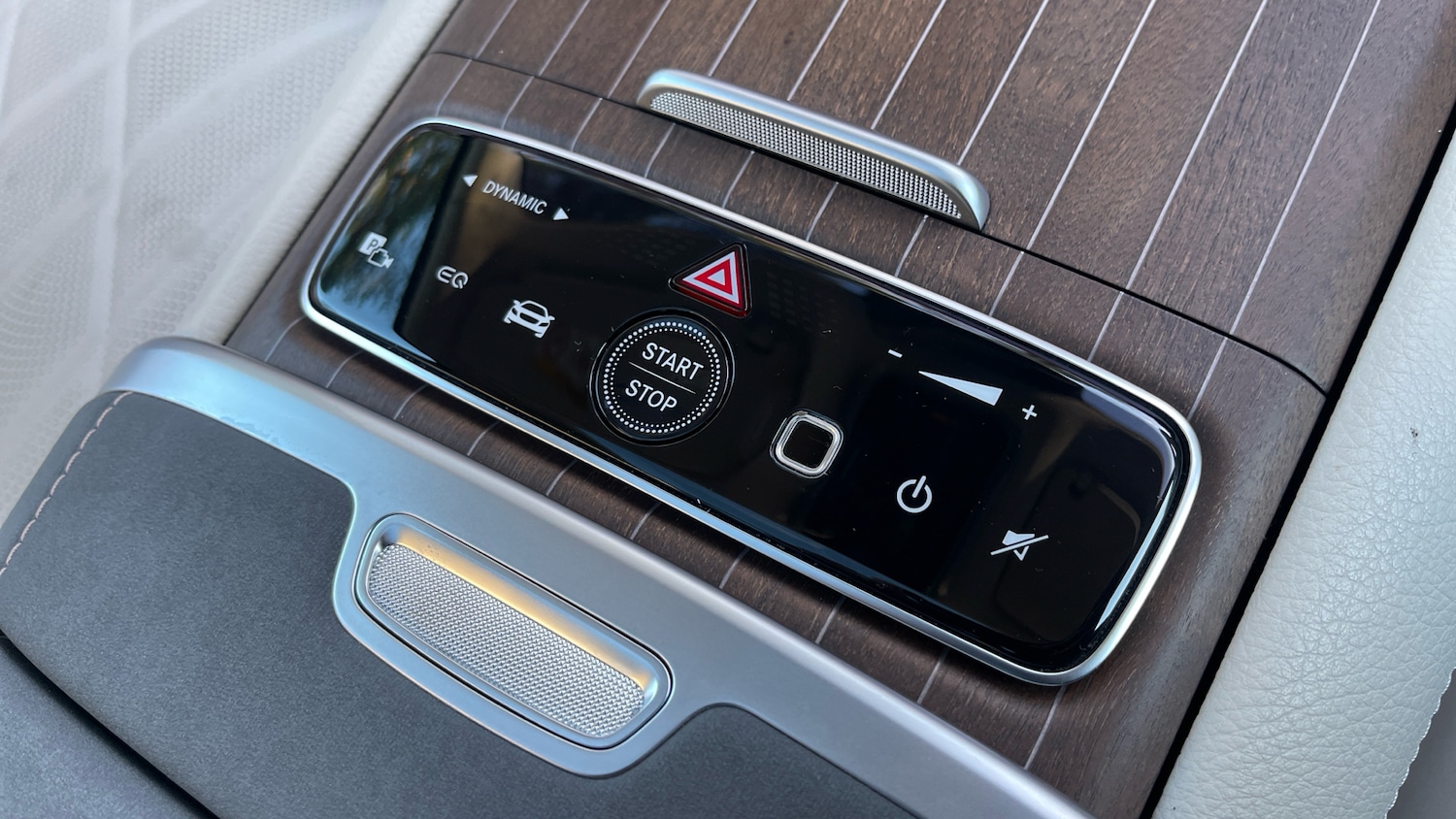 Used Mercedes-Benz EQS 2024 for sale - 76948192: Photo 38