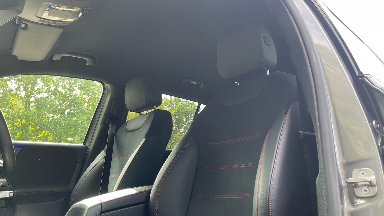 Used Mercedes-Benz GLB 2024 for sale - 76414964: Photo 32