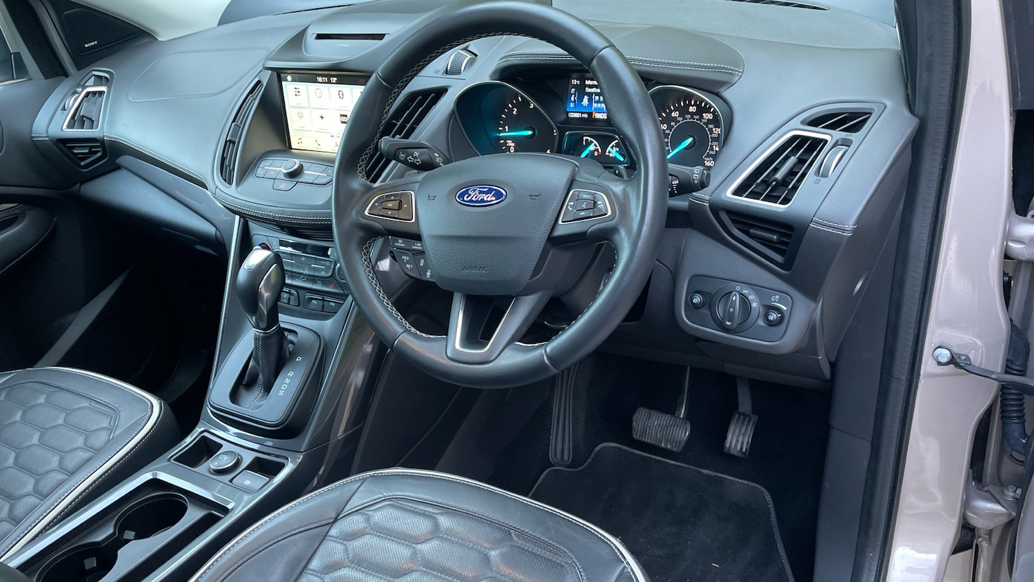 Used Ford Kuga 2018 for sale - 76449539: Photo 11