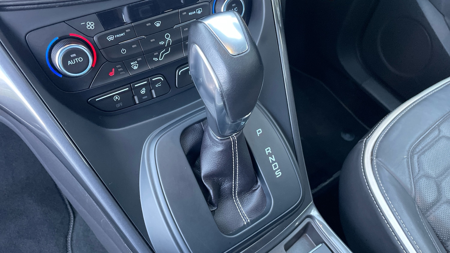 Used Ford Kuga 2018 for sale - 76449539: Photo 13