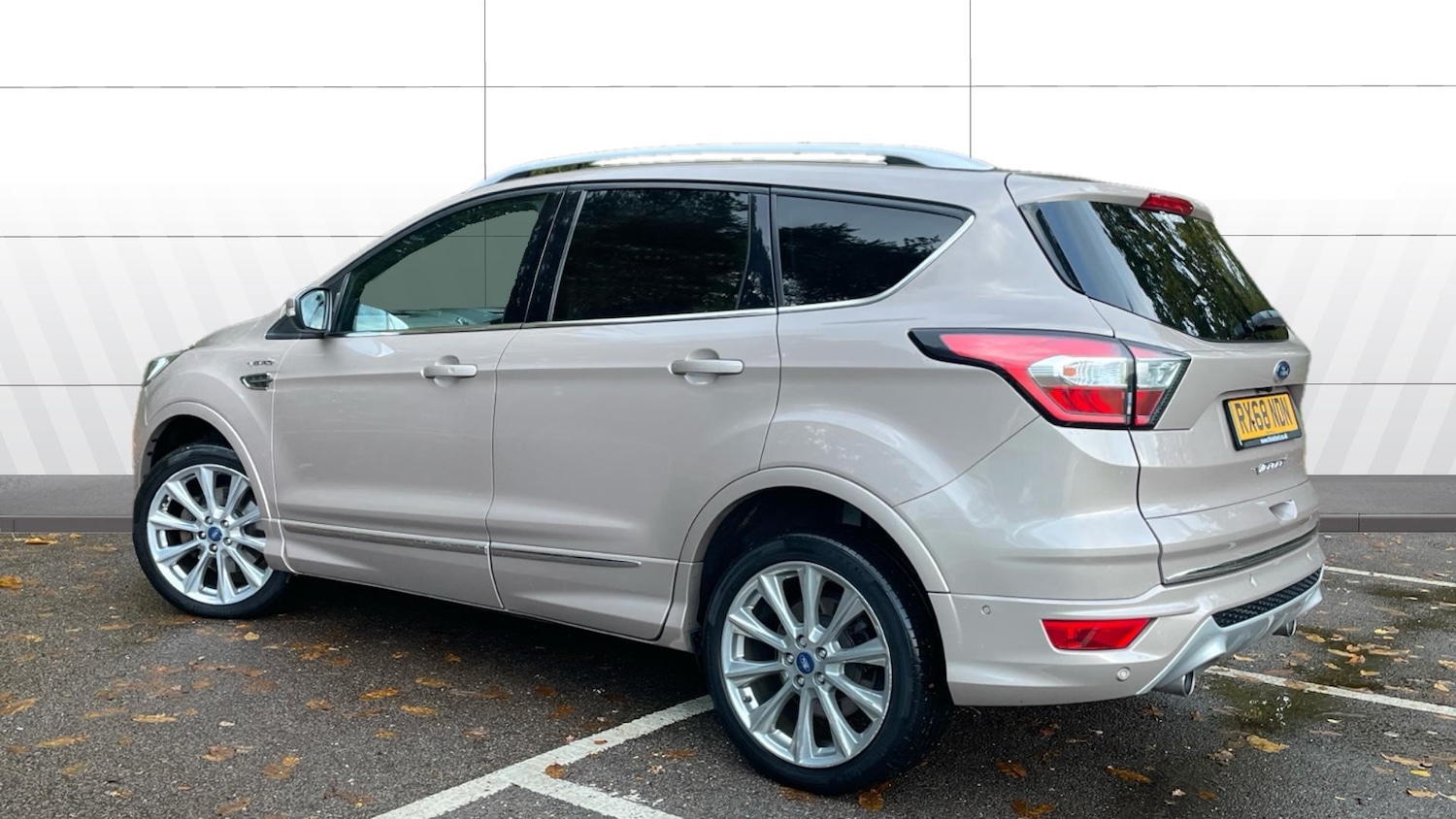 Used Ford Kuga 2018 for sale - 76449539: Photo 2