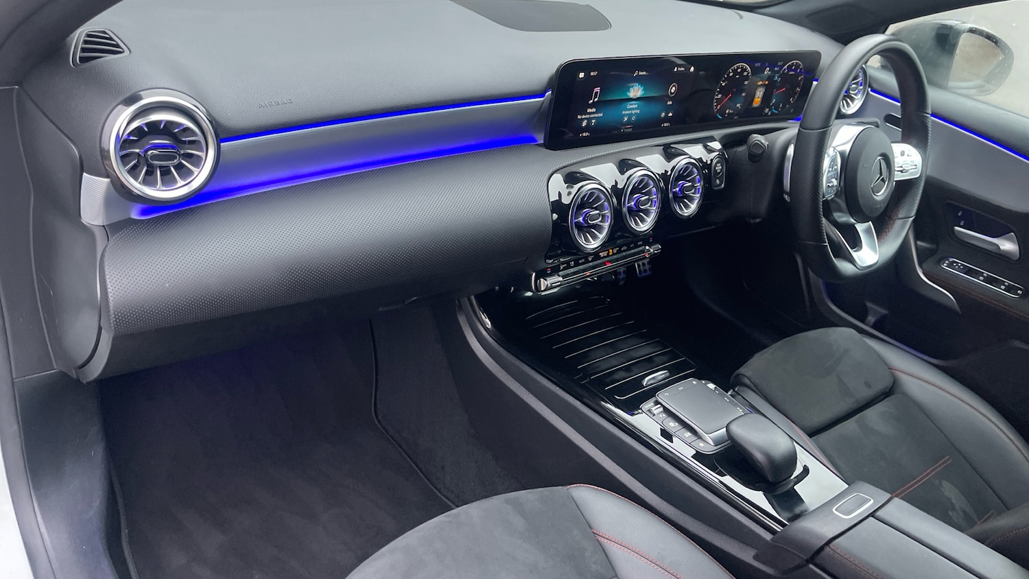 Used Mercedes-Benz A-Class 2023 for sale - 77531790: Photo 32