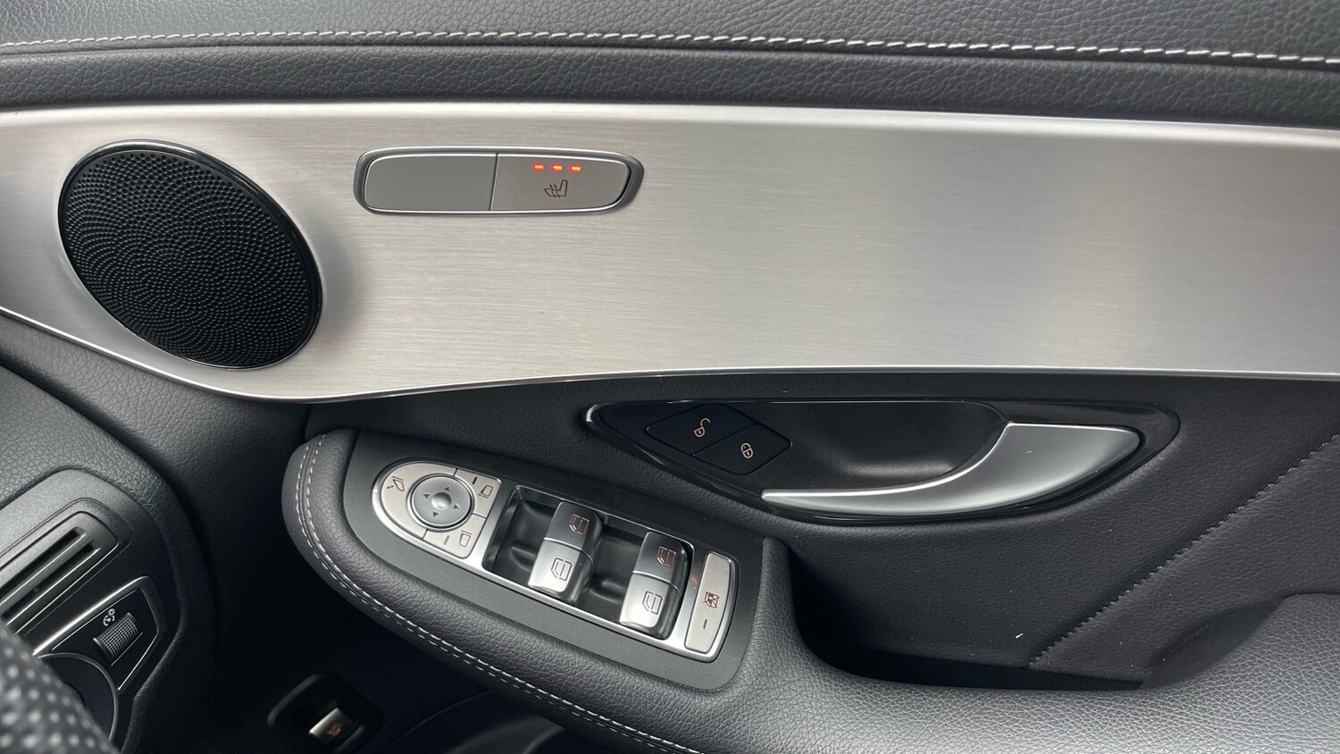 Used Mercedes-Benz GLC 2021 for sale - 77759121: Photo 36