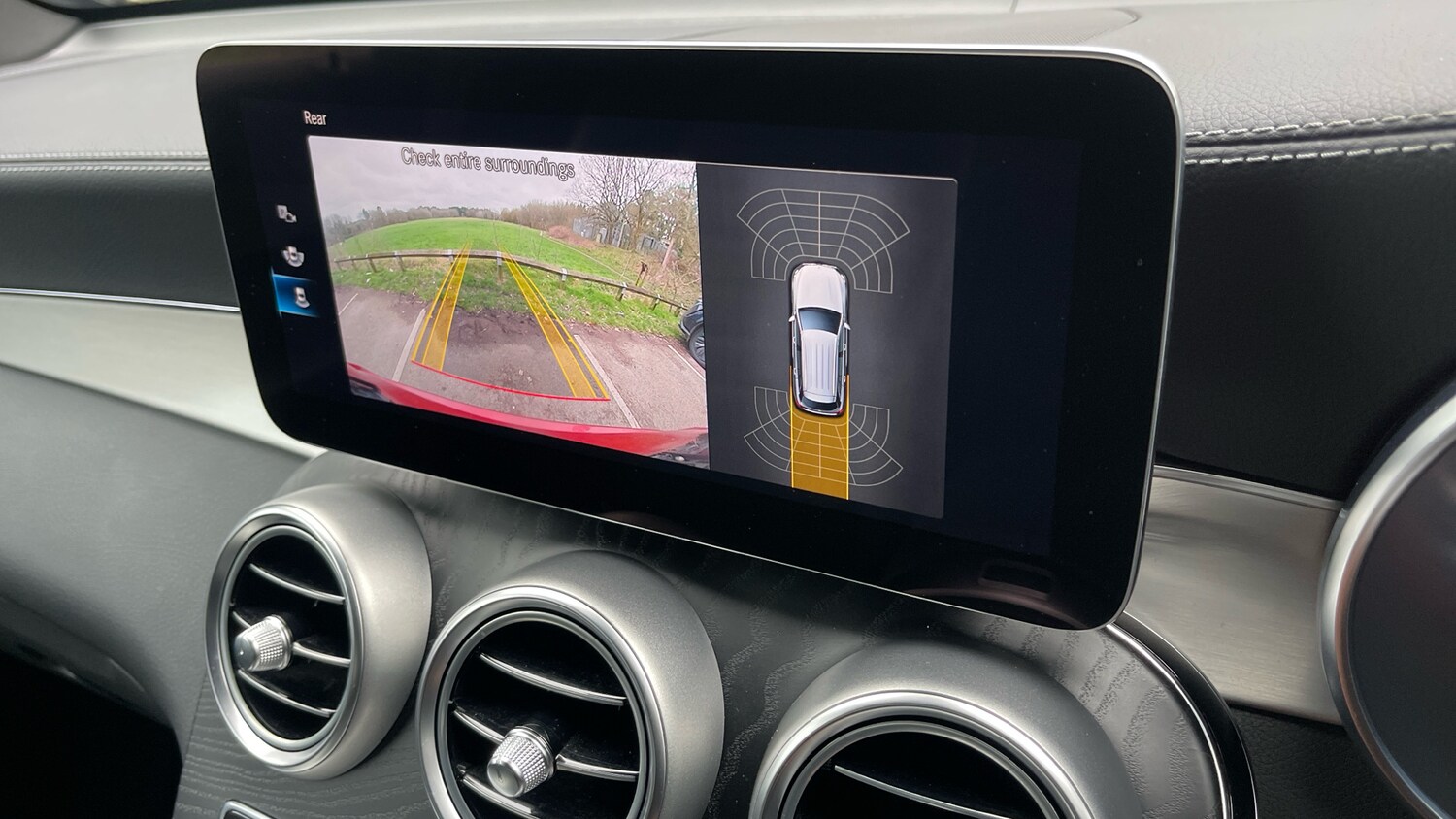 Used Mercedes-Benz GLC 2021 for sale - 77759121: Photo 45