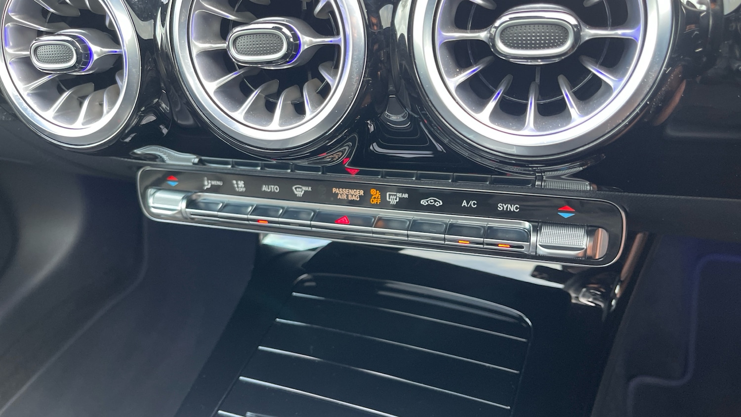 Used Mercedes-Benz A-Class 2024 for sale - 77605158: Photo 39