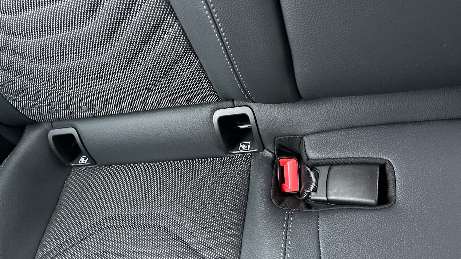 Used Mercedes-Benz GLA 2025 for sale - 77357181: Photo 17