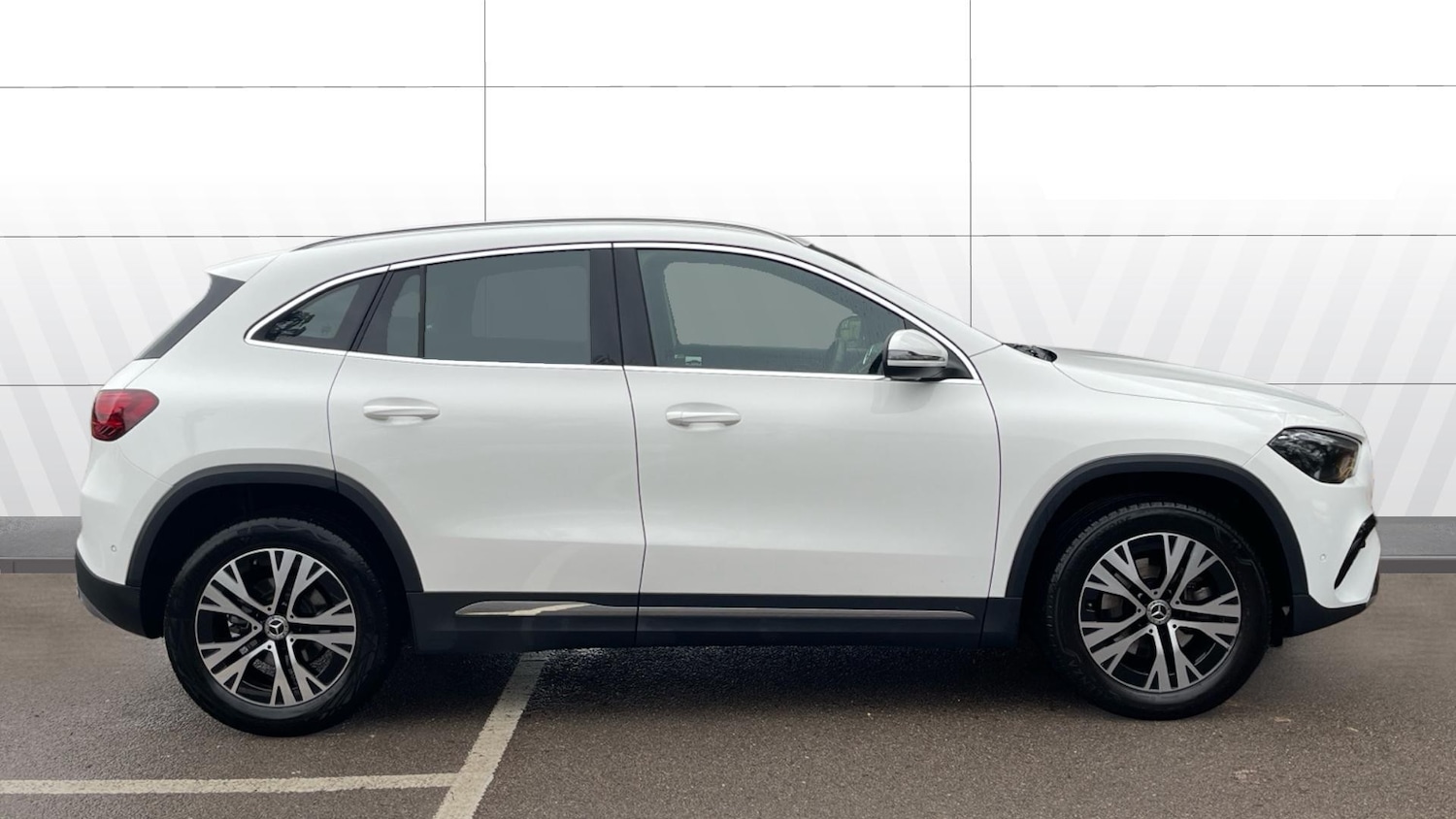 Used Mercedes-Benz GLA 2025 for sale - 77357181: Photo 5