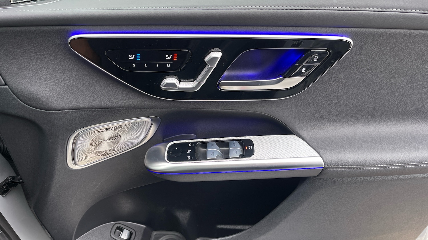 Used Mercedes-Benz GLC 2025 for sale - 77282910: Photo 36