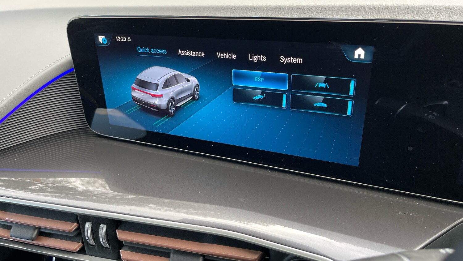 Used Mercedes-Benz EQC 2023 for sale - 77489857: Photo 42