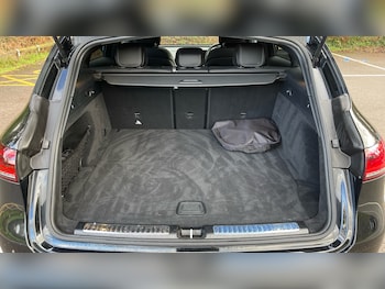 Used Mercedes-Benz EQC 2023 for sale - 77489857: Photo