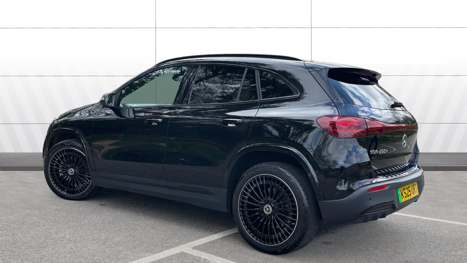 Used Mercedes-Benz EQA 2025 for sale - 78166112: Photo 2