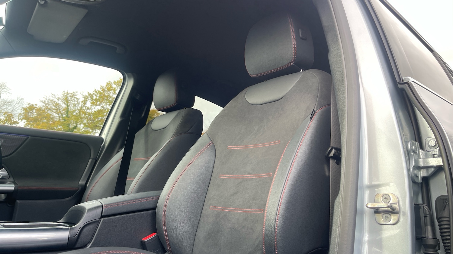 Used Mercedes-Benz GLA 2024 for sale - 76467916: Photo 31