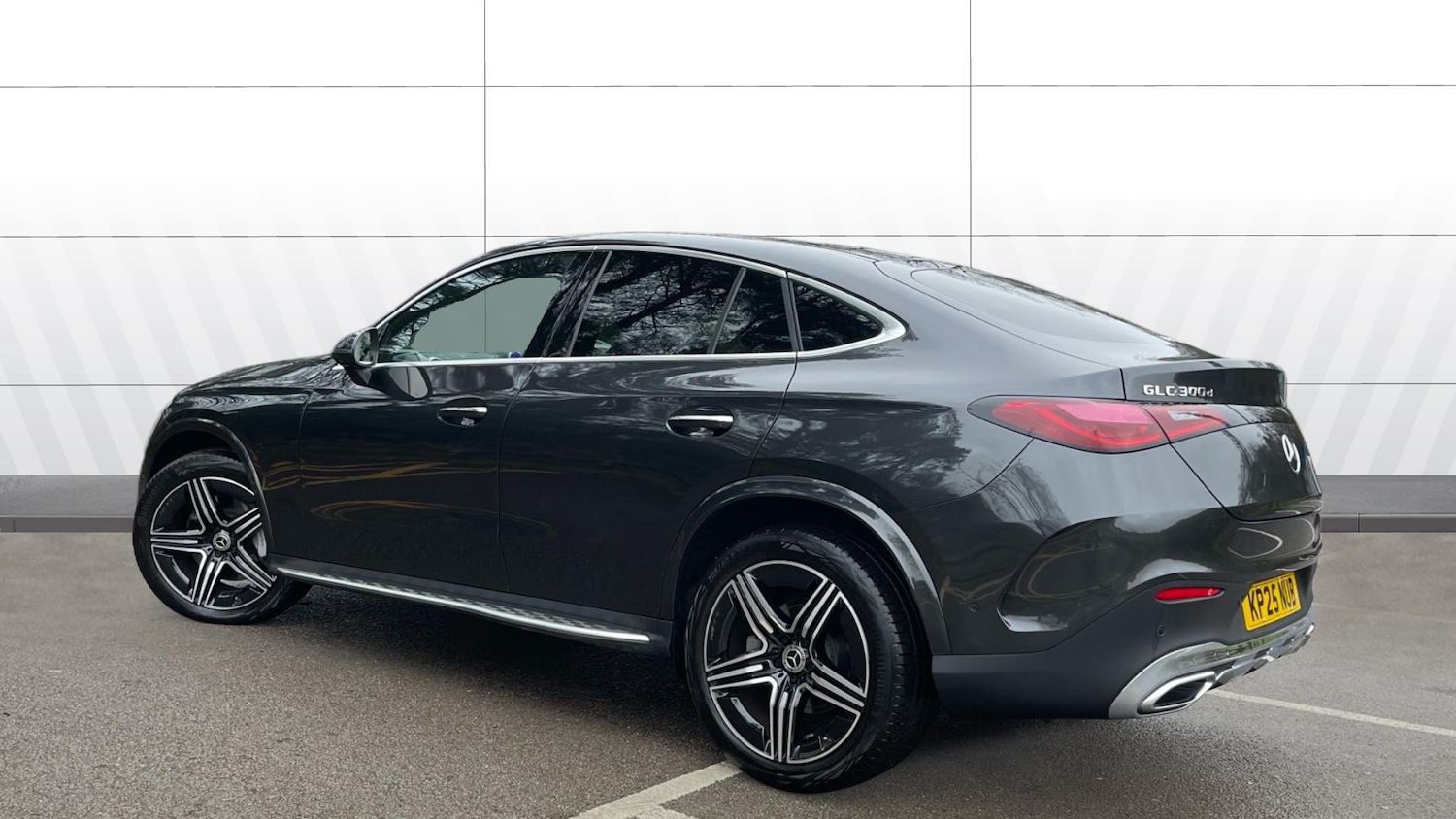 Used Mercedes-Benz GLC 2025 for sale - 77846319: Photo 2