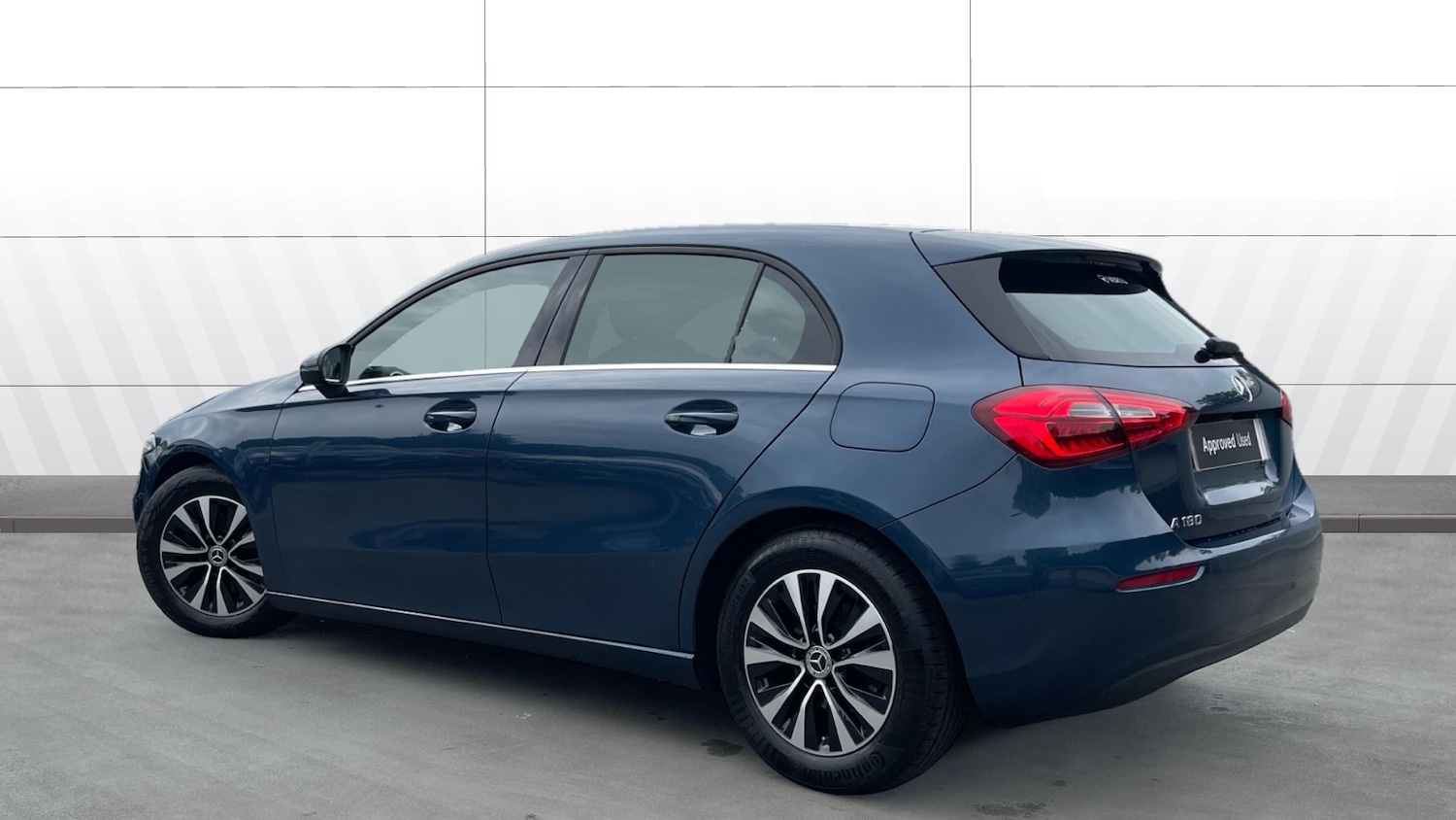 Used Mercedes-Benz A-Class 2021 for sale - 76193027: Photo 2