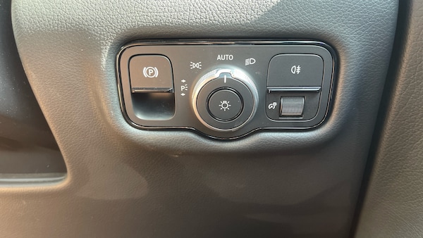 Used Mercedes-Benz V-Class 2025 for sale - 76252588: Photo 37