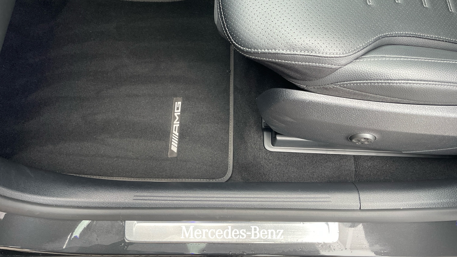 Used Mercedes-Benz GLC 2025 for sale - 77342533: Photo 32