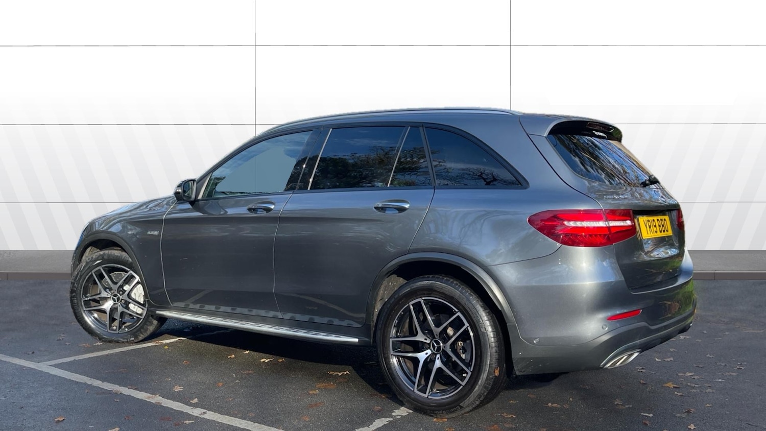 Used Mercedes-Benz GLC 2019 for sale - 76578077: Photo 2
