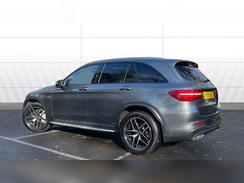 Used Mercedes-Benz GLC 2019 for sale - 76578077: Photo