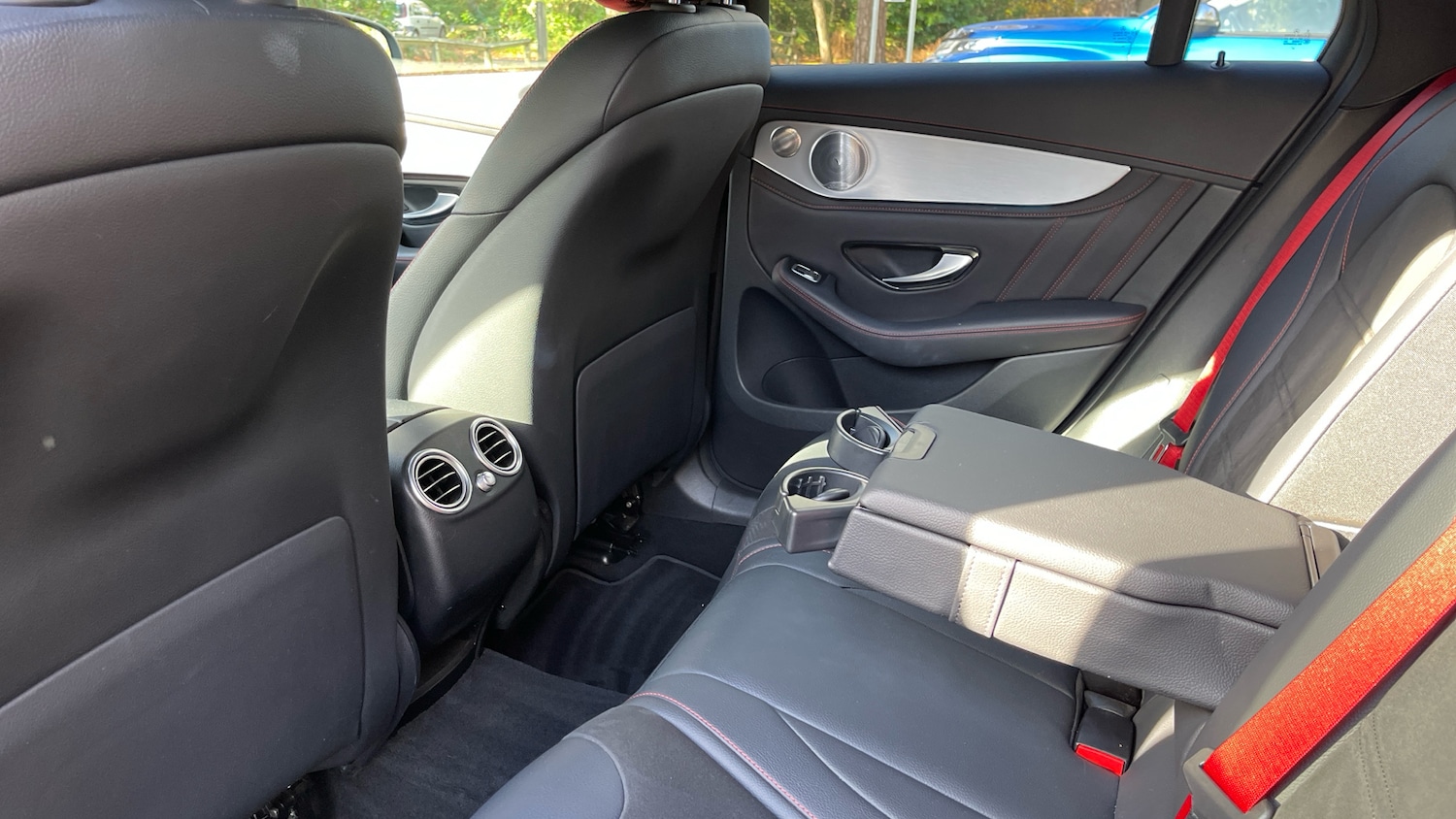 Used Mercedes-Benz GLC 2019 for sale - 76578077: Photo 32