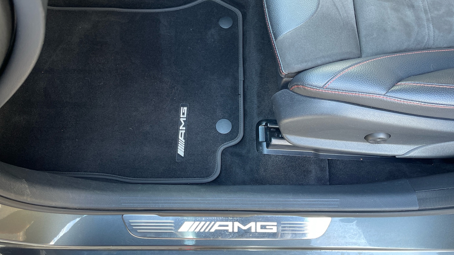 Used Mercedes-Benz GLC 2019 for sale - 76578077: Photo 33