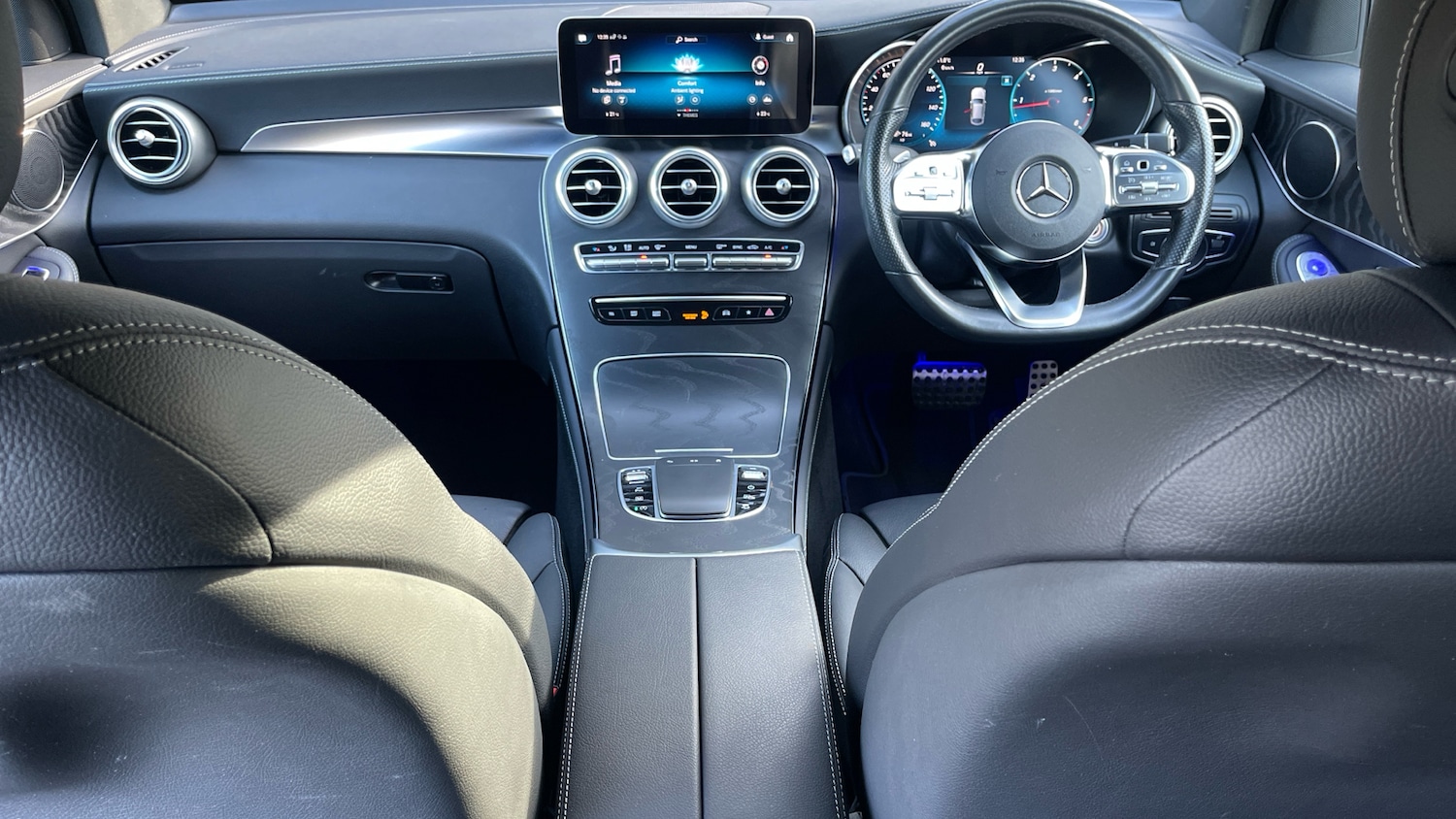 Used Mercedes-Benz GLC 2021 for sale - 77210925: Photo 10