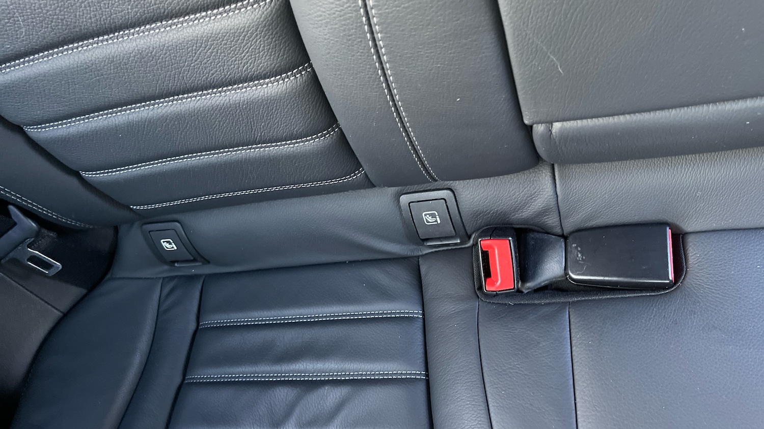 Used Mercedes-Benz GLC 2021 for sale - 77210925: Photo 17