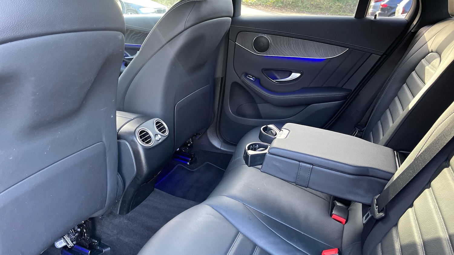 Used Mercedes-Benz GLC 2021 for sale - 77210925: Photo 31