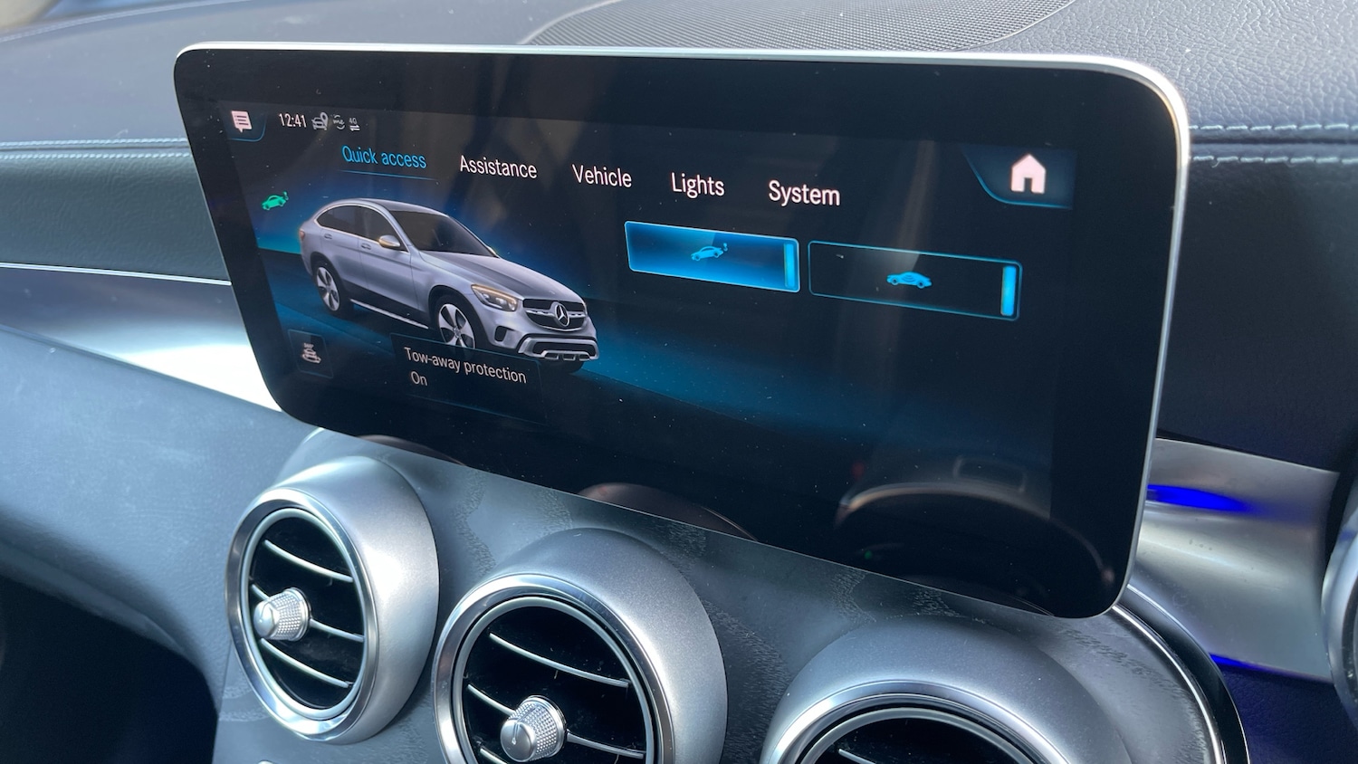 Used Mercedes-Benz GLC 2021 for sale - 77210925: Photo 42