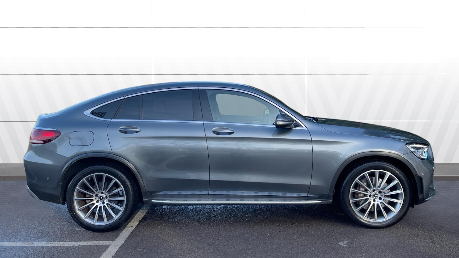 Used Mercedes-Benz GLC 2021 for sale - 77210925: Photo 5