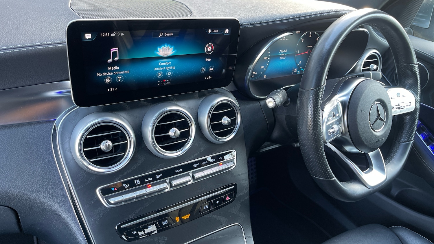 Used Mercedes-Benz GLC 2021 for sale - 77210925: Photo 9