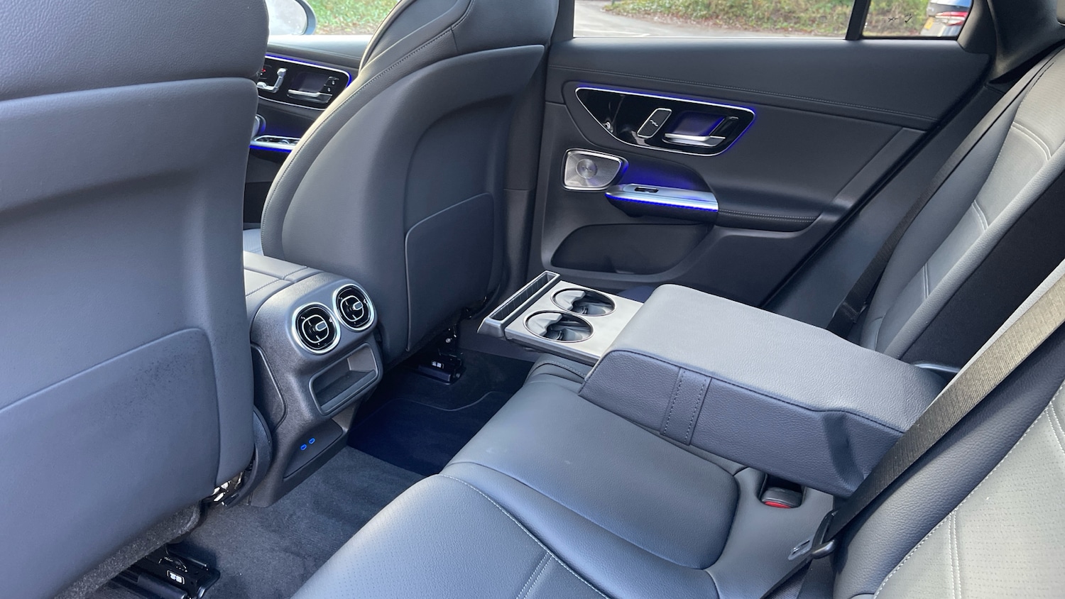 Used Mercedes-Benz GLC 2025 for sale - 77403750: Photo 31