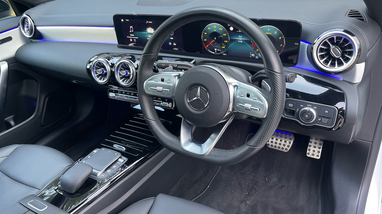 Used Mercedes-Benz CLA 2022 for sale - 76681602: Photo 11