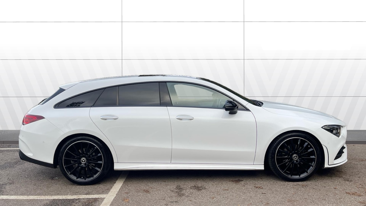 Used Mercedes-Benz CLA 2022 for sale - 76681602: Photo 5