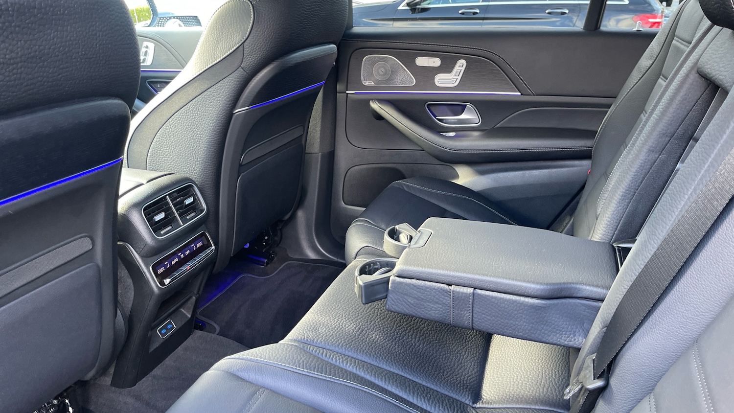 Used Mercedes-Benz GLS 2024 for sale - 76649524: Photo 31